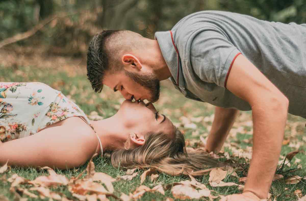 4 Signs a Cancerian is in Love with You. Photo: Pexels