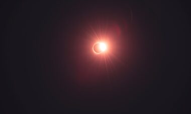 O eclipse solar de outubro trará grandes mudanças para 3 signos