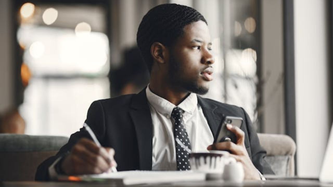 Esses 5 signos sabem transformar momentos difíceis em oportunidades financeiras