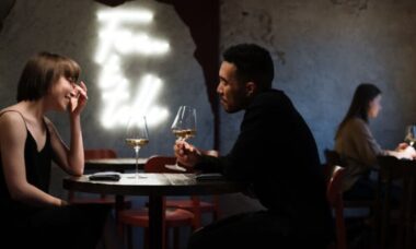 Aviso sobre Saturno e Rahu: por que você não deve namorar esses signos do zodíaco em 2025