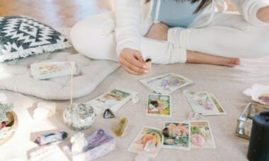 Descubra o que as cartas do Baralho Cigano revelam para a semana de 18 a 24 de agosto