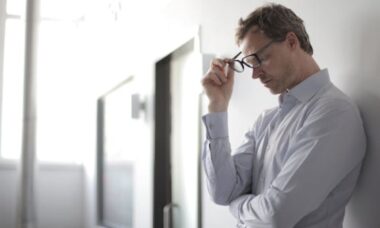 Saturno retrógrado traz problemas para esses 6 signos do zodíaco em setembro