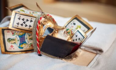 Descubra o que o Baralho Cigano revela para sua vida: harmonia, prosperidade e novos ciclos