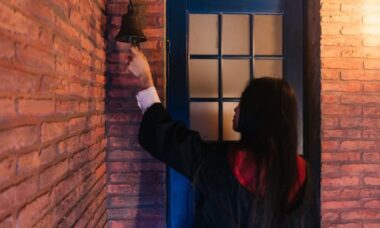 Ranking dos signos que mais odeiam receber visitas em casa