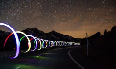 Sua previsão astrológica para outubro de 2025: equilíbrio, transformação e energia cósmica