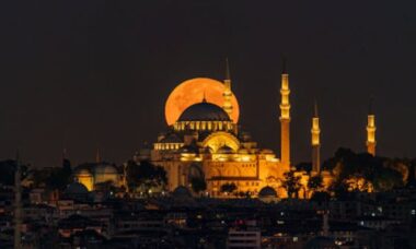 4 signos do zodíaco serão os mais afetados pela Superlua de novembro em Touro