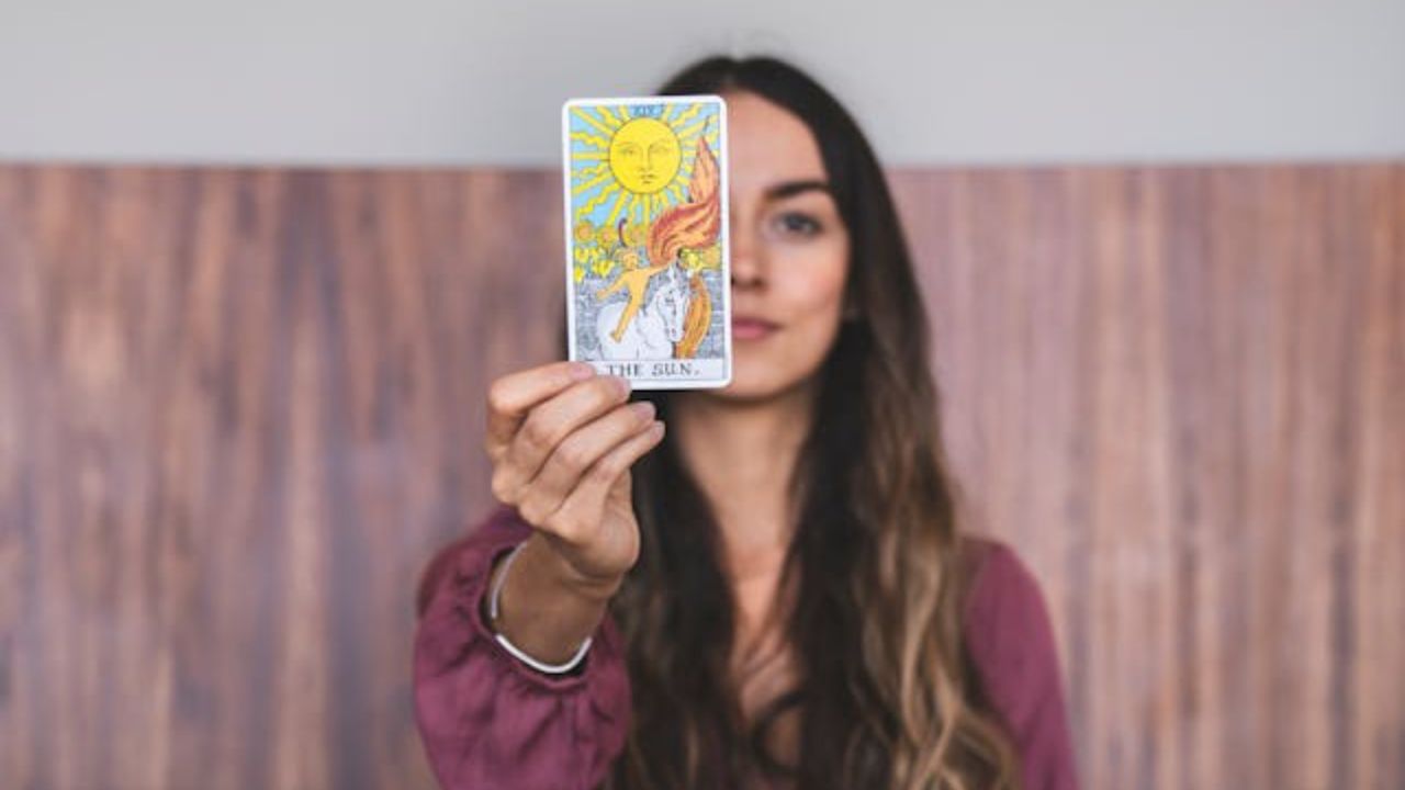 Previsão semanal do Baralho Cigano: semana luminada para os sentimentos